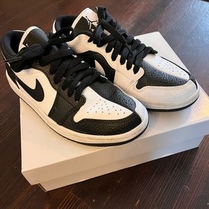 Nike Wmns Air Jordan Lowtop 'Homage'